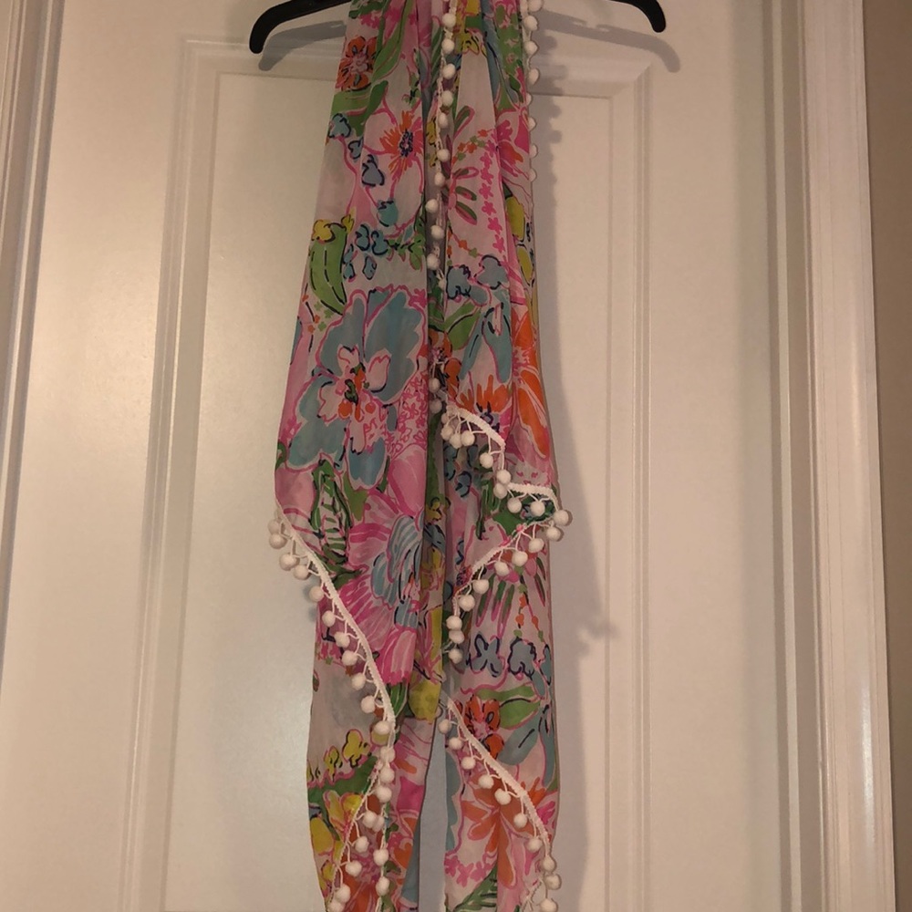 Pom Pom scarf!